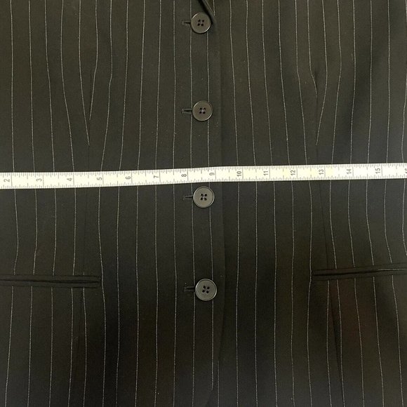 Ralph Lauren Black Pinstripe Wool Blazer Leather Collar Size 12 Made in U.S.A. - Picture 9 of 11